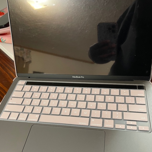 MacBook Pro (2020)